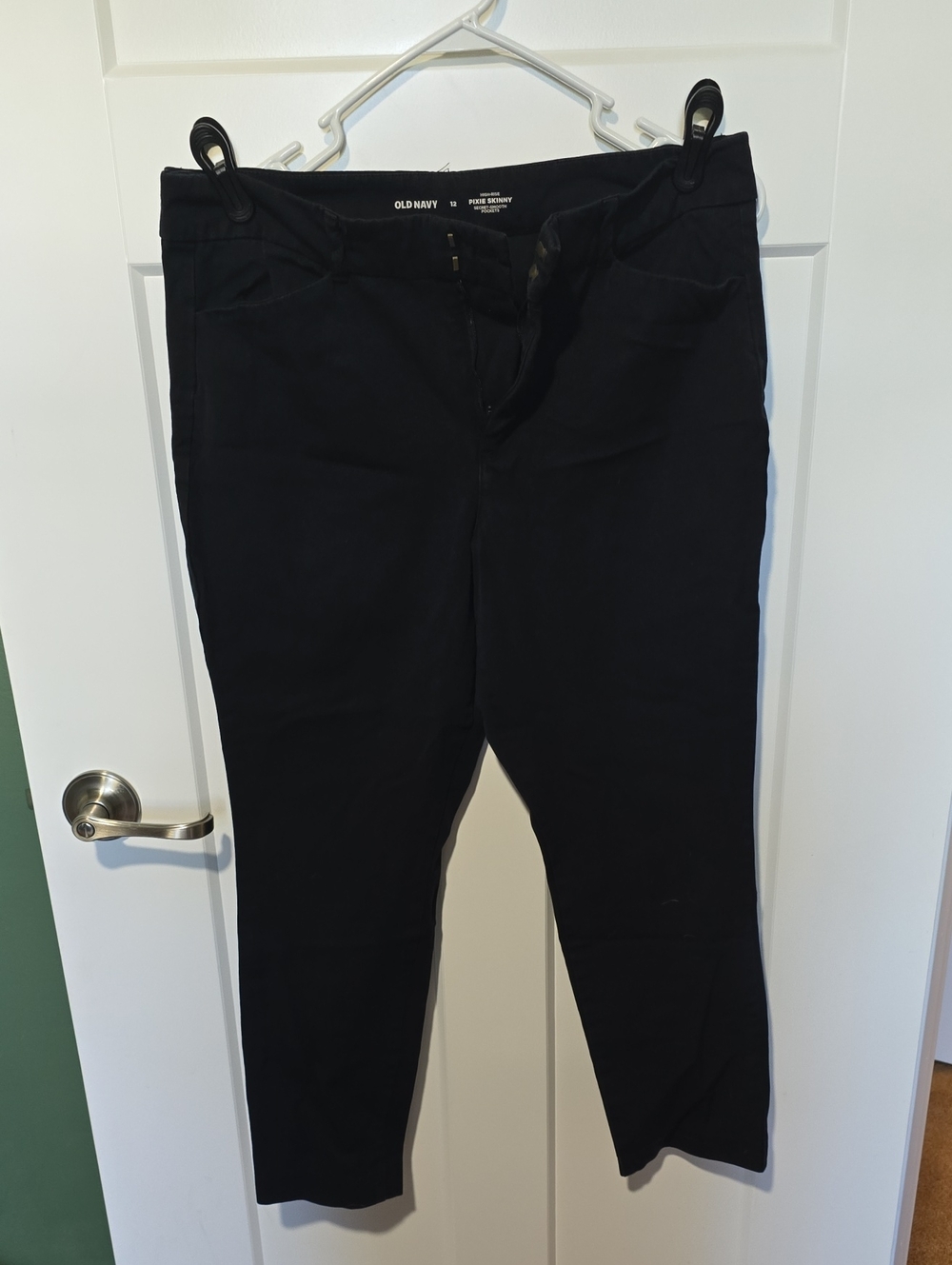 Old Navy Black Cropped Women's Pants